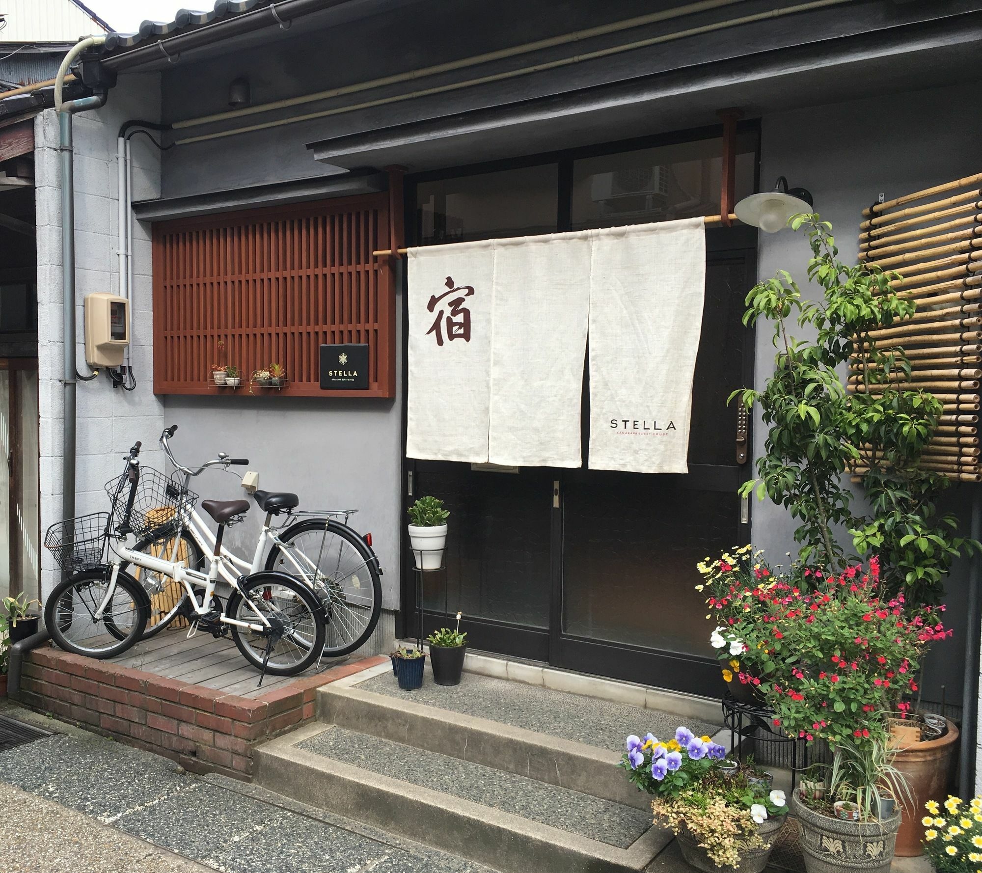 Kanazawa Guesthouse Stella Екстериор снимка